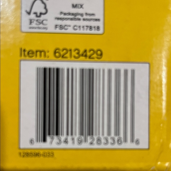 *RETIRED* LEGO Classic 1500-Piece Set - Rainbow Color
New, unopened box - Picture 6 of 6